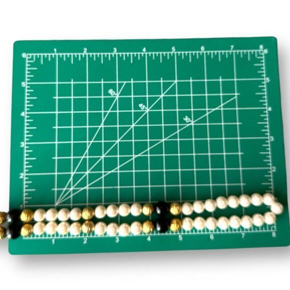 Imitation Pearls with Resin and Metal Beaded Womens Necklace 35" - Picture 6 of 7